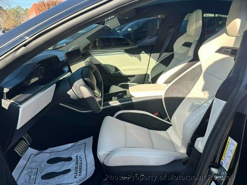 Used 2025 Tesla Model S Plaid image 10