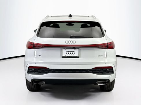 Certified 2025 Audi Q5 Premium Plus w/ Premium Plus AWD/4WD image 7
