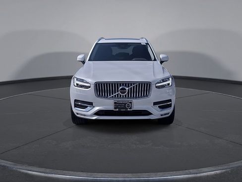 Certified 2025 Volvo XC90 B6 Plus AWD/4WD image 10