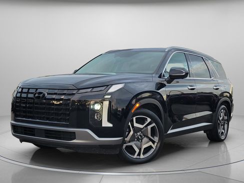 Certified 2023 Hyundai Palisade Limited FWD image 2