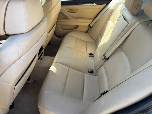 Used 2011 BMW 535i Sedan RWD image 4