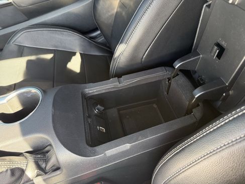 Used 2020 Ford Mustang Premium image 25