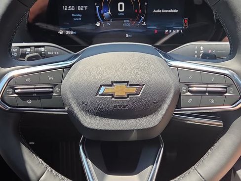 New 2026 Chevrolet Equinox LT w/ Safety and Technology Package FWD image 12