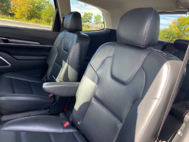 Used 2020 Kia Telluride S FWD image 20