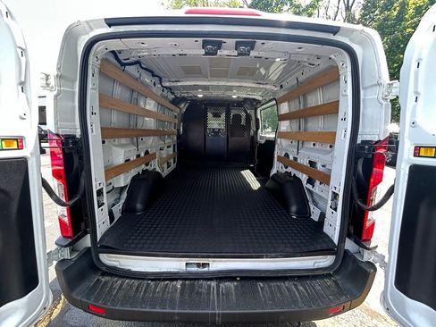 Used 2024 Ford Transit 250 Low Roof w/ Exterior Upgrade Package RWD image 7