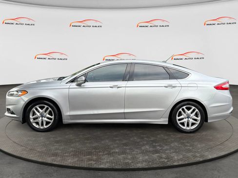Used 2013 Ford Fusion SE FWD image 7