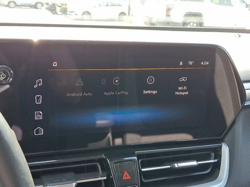 Used 2025 Chevrolet TrailBlazer LT w/ LT Cold Weather Package AWD/4WD image 16