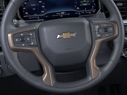 Used 2023 Chevrolet Silverado 1500 High Country w/ High Country Premium Package AWD/4WD image 19