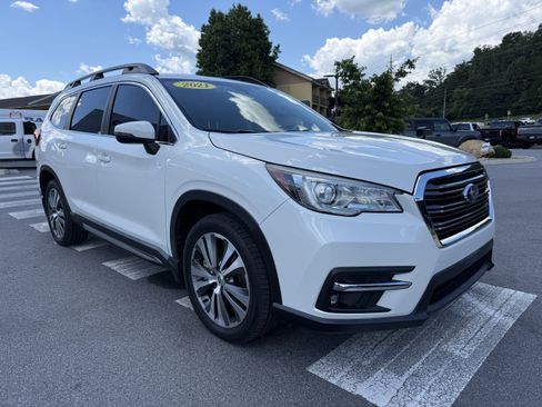 Used 2021 Subaru Ascent Limited w/ Technology Package AWD/4WD image 3