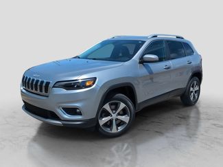 Used 2020 Jeep Cherokee Limited w/ Trailer Tow Group AWD/4WD video 1