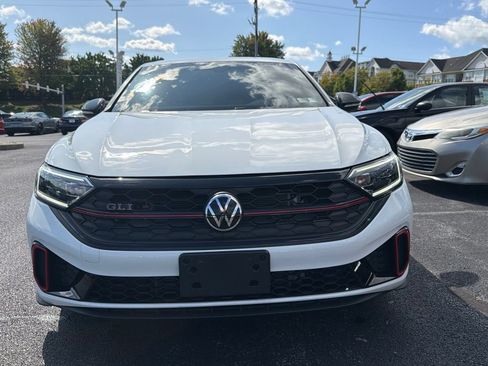 Used 2024 Volkswagen Jetta GLI 40th Anniversary Edition FWD image 12