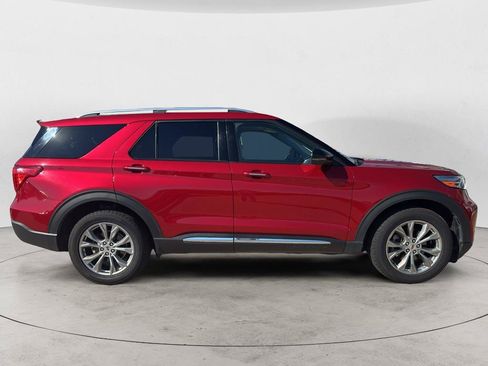 Used 2022 Ford Explorer Limited w/ Equipment Group 301A AWD/4WD image 4