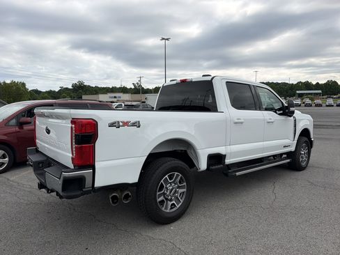Used 2026 Ford F250 Lariat AWD/4WD image 4