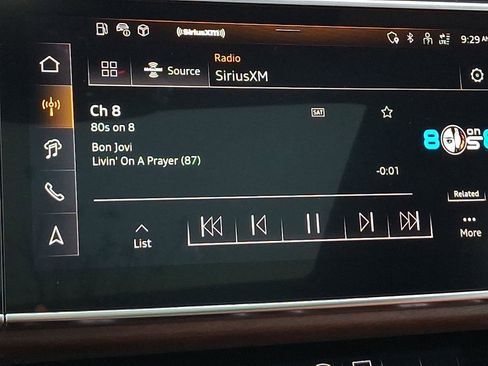 Used 2025 Audi Q8 Prestige w/ Prestige Package image 18