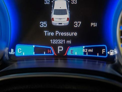 Used 2021 Chrysler 300 S RWD image 25