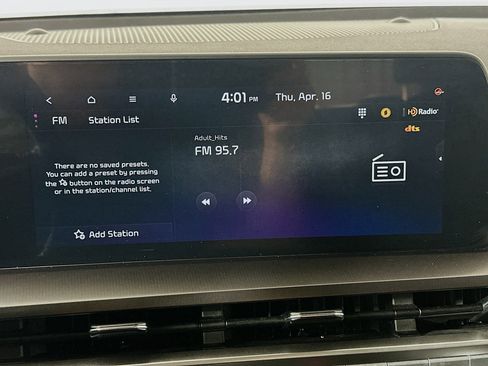 Used 2025 Kia Telluride S image 21