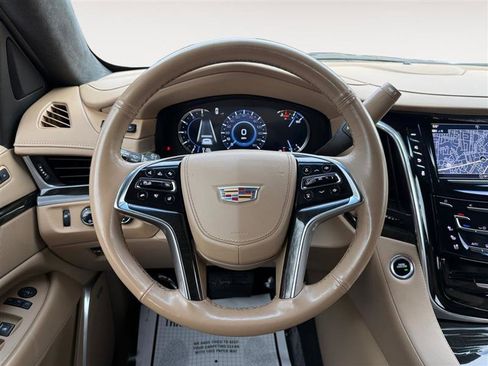 Used 2019 Cadillac Escalade Platinum image 13