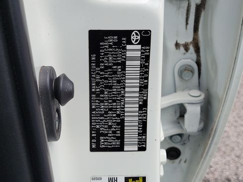 Used 2021 Toyota Corolla LE FWD image 29