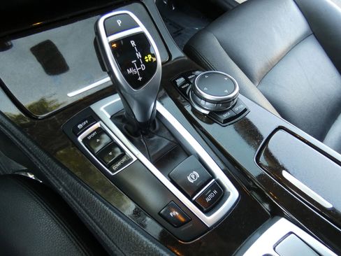 Used 2016 BMW 535i Sedan image 65