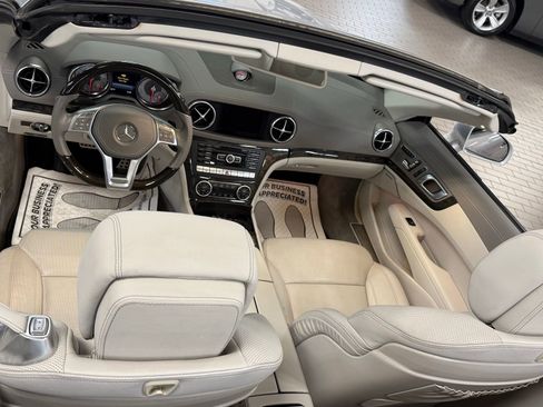 Used 2016 Mercedes-Benz SL 400 w/ Premium I Package image 37