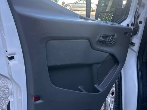 Used 2023 Ford E-Transit Medium Roof RWD image 8