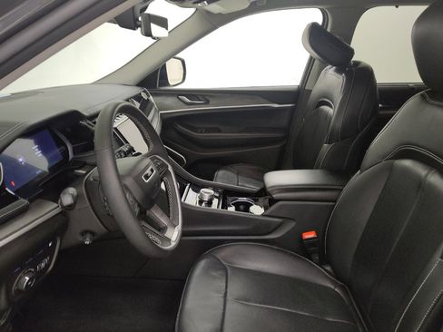 Used 2022 Jeep Grand Cherokee Limited 4xe w/ Luxury Tech Group II image 17