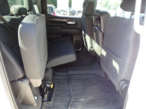 Used 2023 GMC Sierra 1500 4x4 Crew Cab SLE w/ X31 Off-Road Package image 38