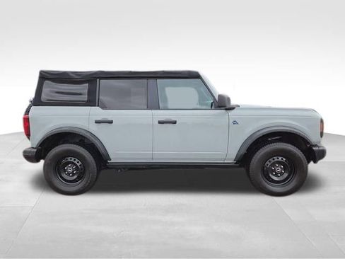 Used 2022 Ford Bronco Black Diamond AWD/4WD image 16