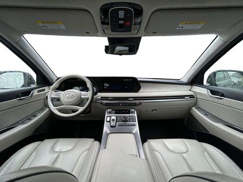 Used 2023 Hyundai Palisade Calligraphy image 12