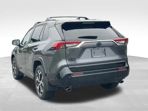 Used 2023 Toyota RAV4 XSE w/ Weather Package AWD/4WD image 5