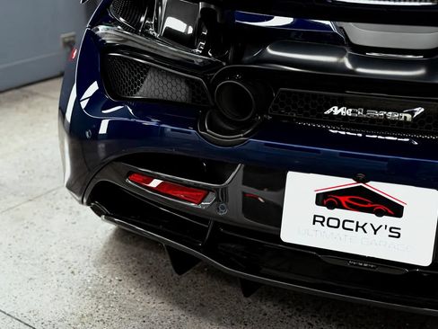 Used 2020 McLaren 720S Spider RWD image 46