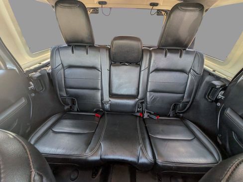 Used 2020 Jeep Wrangler Unlimited Sahara AWD/4WD image 68