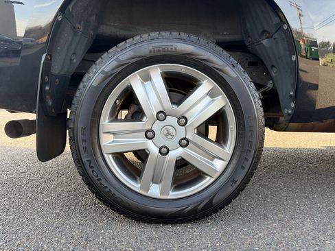 Used 2011 Toyota Tundra Limited image 27