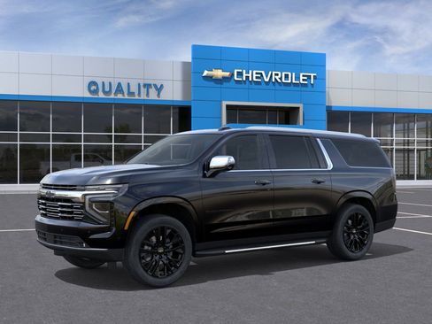 New 2025 Chevrolet Suburban Premier image 26