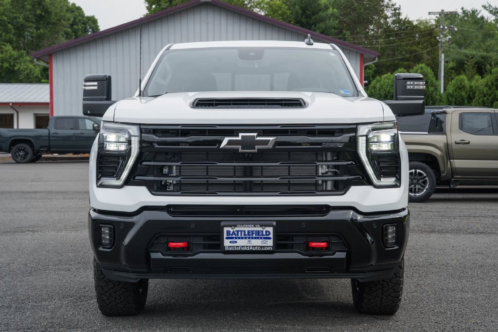 New 2026 Chevrolet Silverado 2500 LT w/ Trail Boss Package AWD/4WD image 2