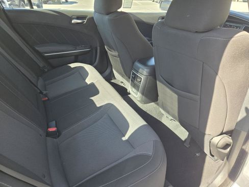 Used 2022 Dodge Charger SXT RWD image 28