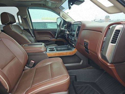 Used 2015 Chevrolet Silverado 2500 High Country w/ Duramax Plus Package AWD/4WD image 16