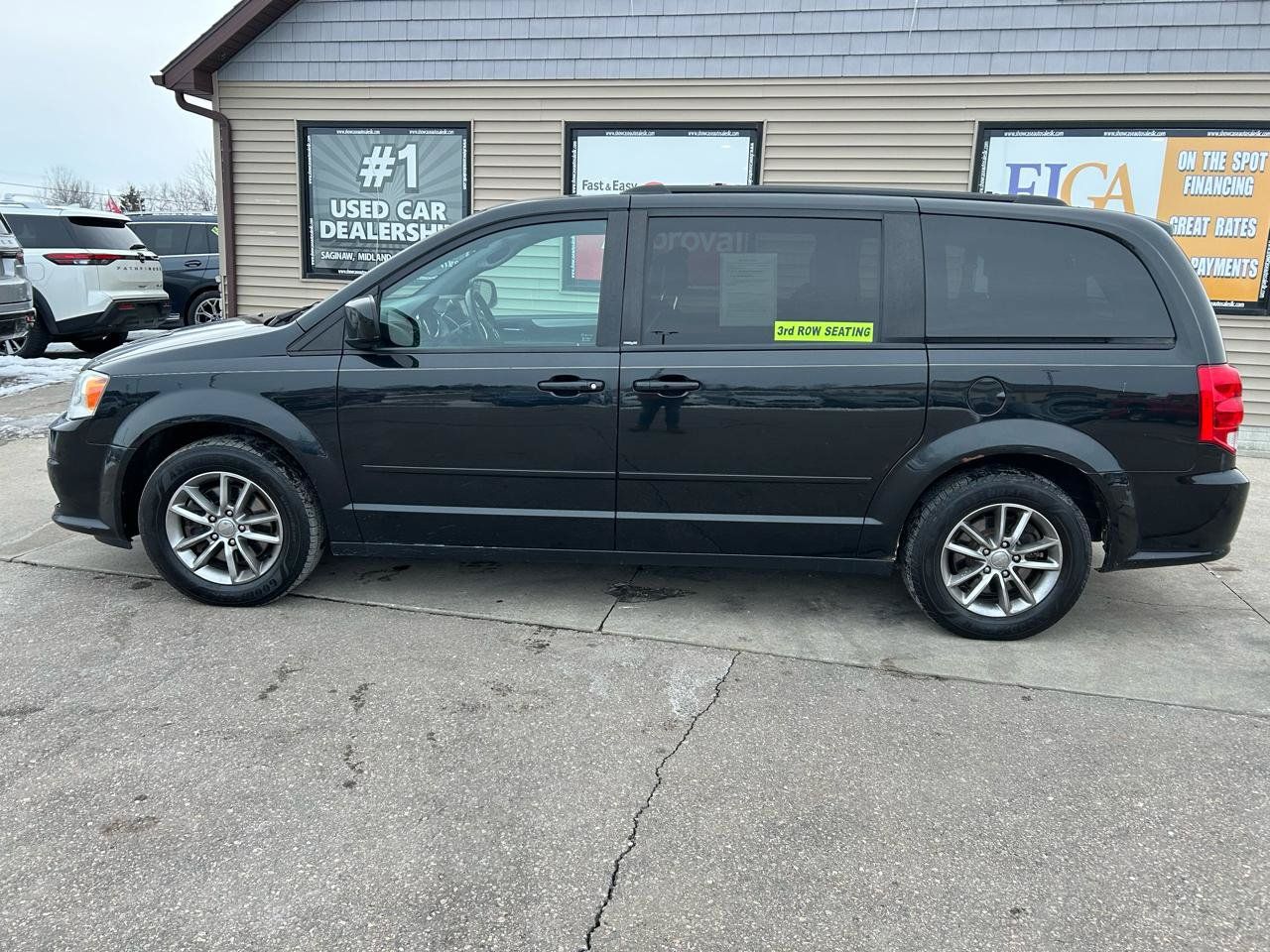 Used 2013 Dodge Grand Caravan R/T w/ Driver Convenience Group FWD image 8