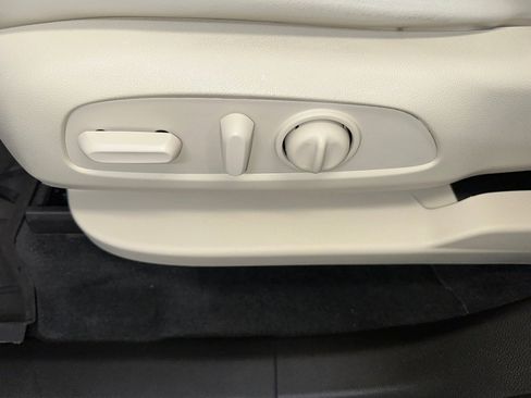 Certified 2023 Buick Enclave Essence w/ Sport Touring Edition image 6