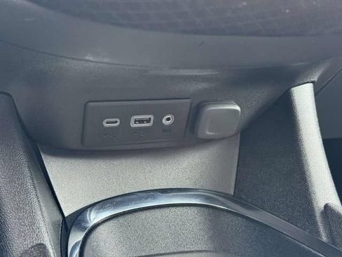 Used 2024 Chevrolet Malibu LT FWD image 25
