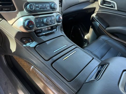 Used 2019 GMC Yukon XL Denali w/ Denali Ultimate Package image 13