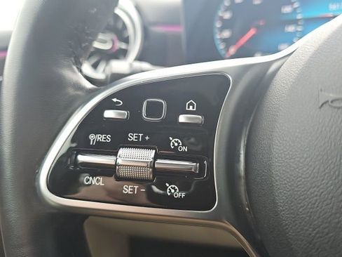 Certified 2022 Mercedes-Benz A 220 4MATIC image 21