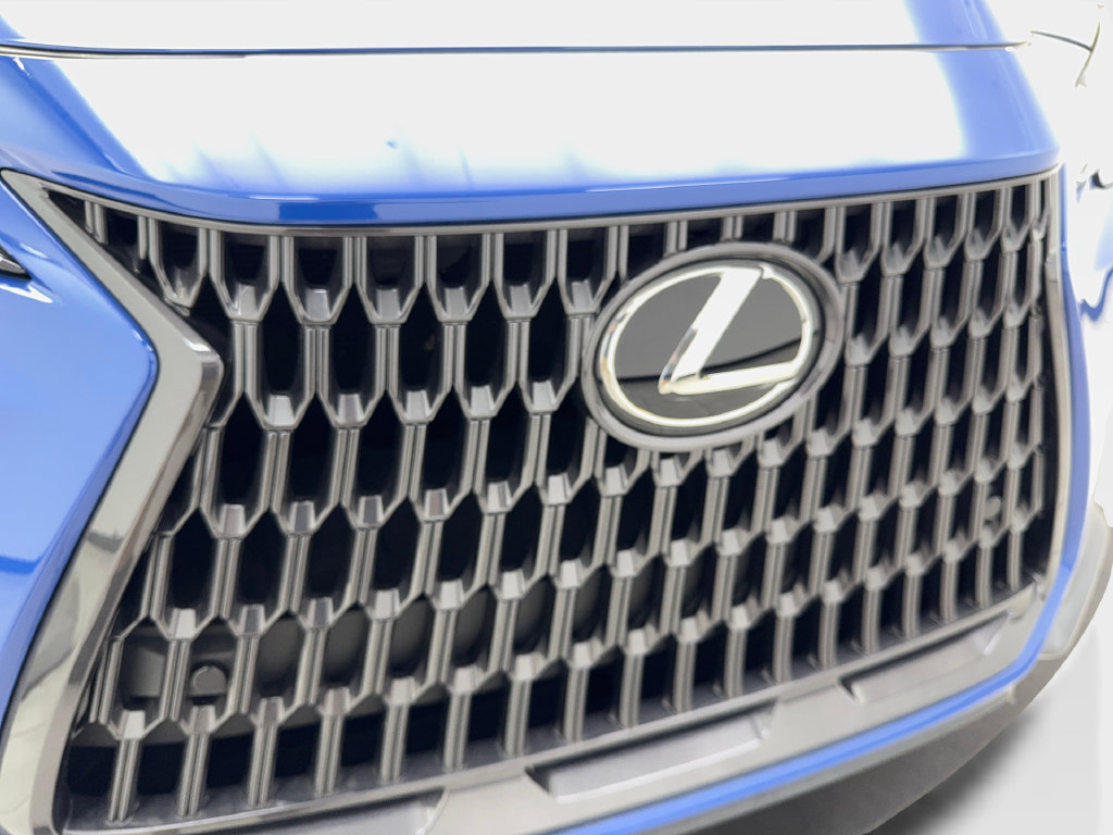 Used 2023 Lexus NX 250 FWD w/ Towing Package (2000 Lbs) image 27