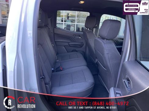 Used 2024 Chevrolet Colorado LT RWD image 38