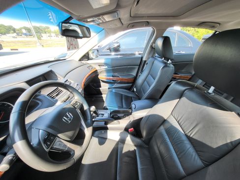Used 2012 Honda Accord EX-L image 10