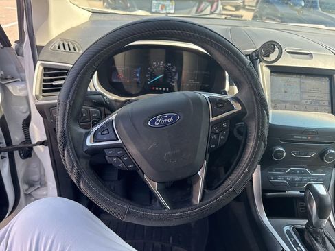 Used 2017 Ford Edge SEL w/ Equipment Group 201A image 7