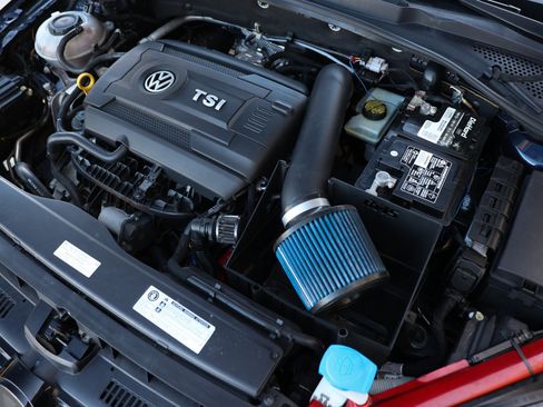 Used 2018 Volkswagen GTI Autobahn FWD image 49
