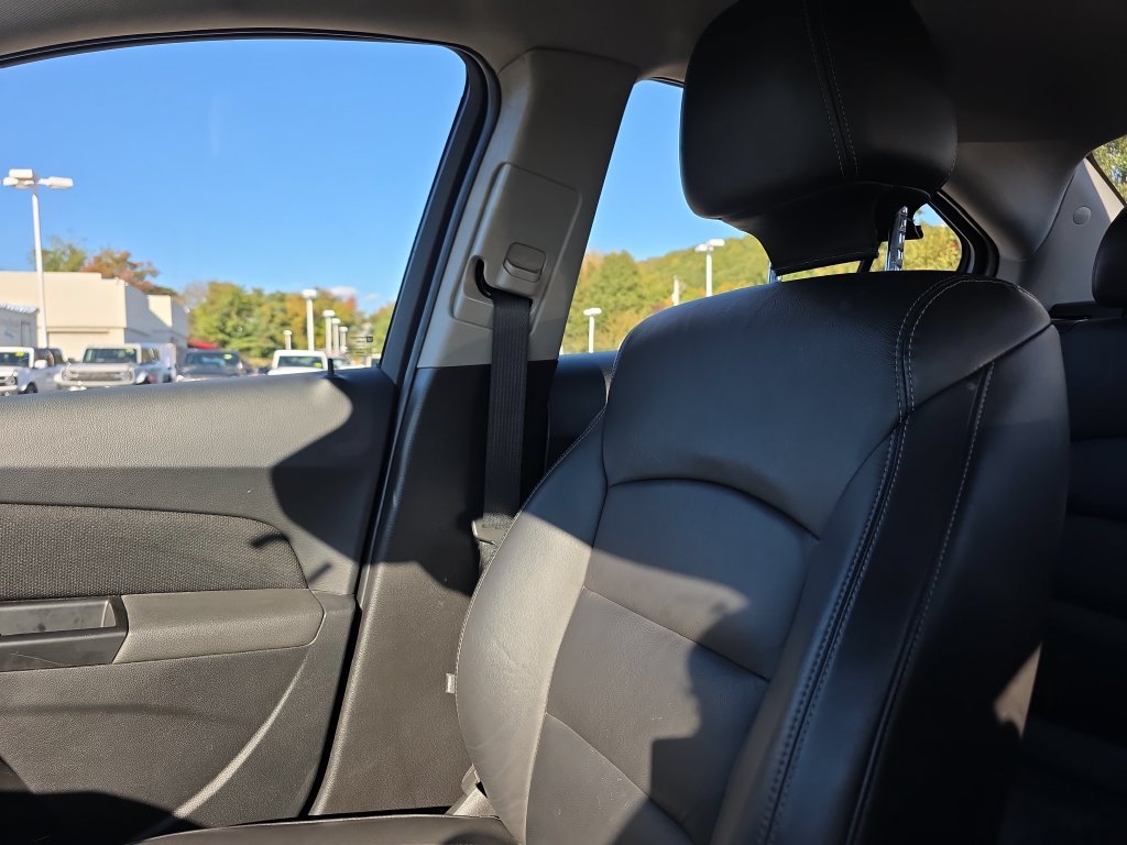 Used 2014 Chevrolet Cruze LTZ FWD image 40