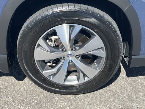 Certified 2023 Subaru Ascent Premium w/ Convenience Package AWD/4WD image 29