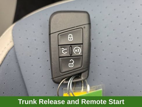 Used 2025 Volkswagen Jetta SE w/ Sunroof Package FWD image 51